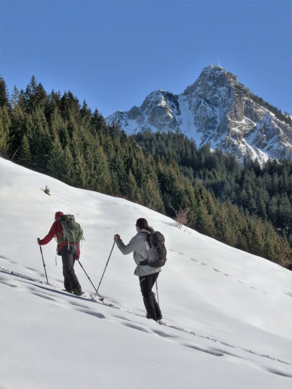 Membran-Jacken wie GoreTex-Jacken sind Standard, aber nicht immer optimal.